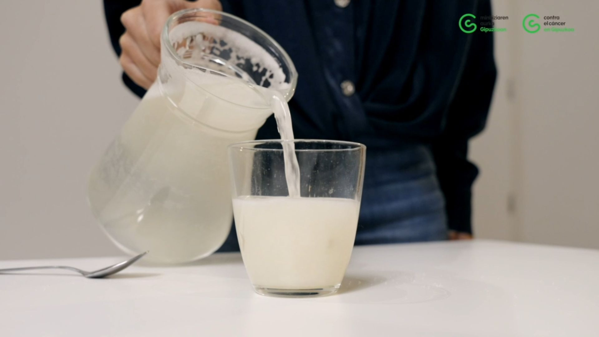 Rehidratación en cáncer: cómo combatir la diarrea con suero oral casero.